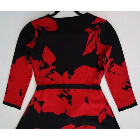 Nina Leonard Women's Sz S Red Floral Belted Jacquard Fit & Flare Sweater Dress - Picture 6 of 8